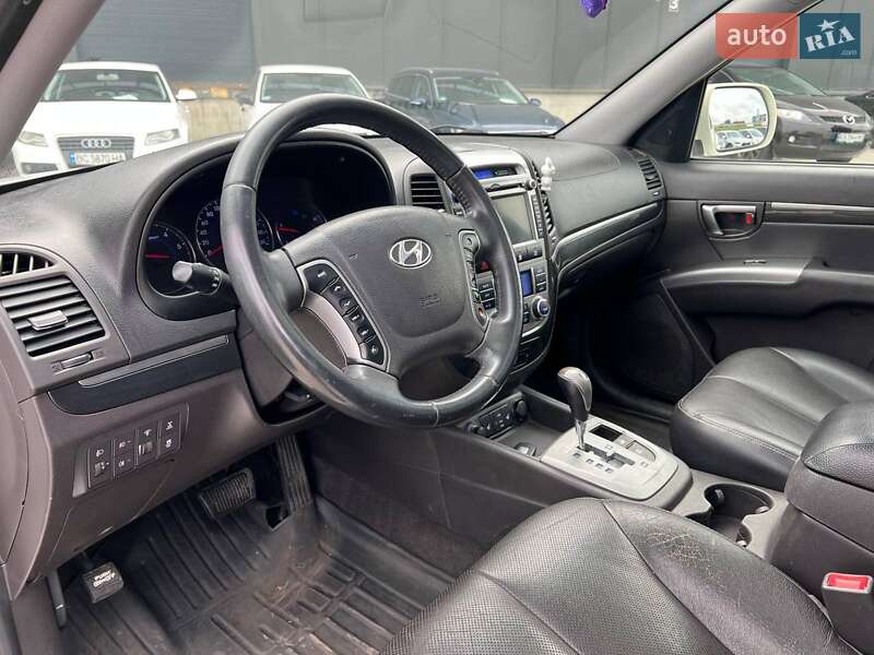 Внедорожник / Кроссовер Hyundai Santa FE 2012 в Львове
