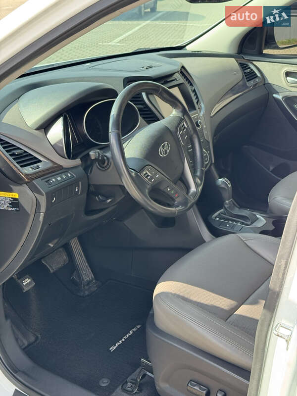 Внедорожник / Кроссовер Hyundai Santa FE 2017 в Ивано-Франковске фото 13 Внедорожник / Кроссовер Hyundai Santa FE 2017 в Ивано-Франковске