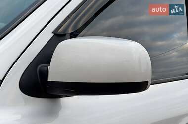 Внедорожник / Кроссовер Hyundai Santa FE 2009 в 