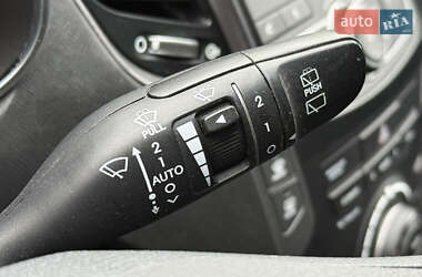 Внедорожник / Кроссовер Hyundai Santa FE 2014 в 