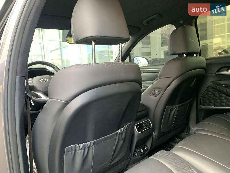 Позашляховик / Кросовер Hyundai Santa FE 2021 в Львові