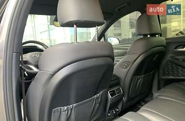 Внедорожник / Кроссовер Hyundai Santa FE 2021 в 