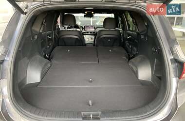 Внедорожник / Кроссовер Hyundai Santa FE 2021 в 