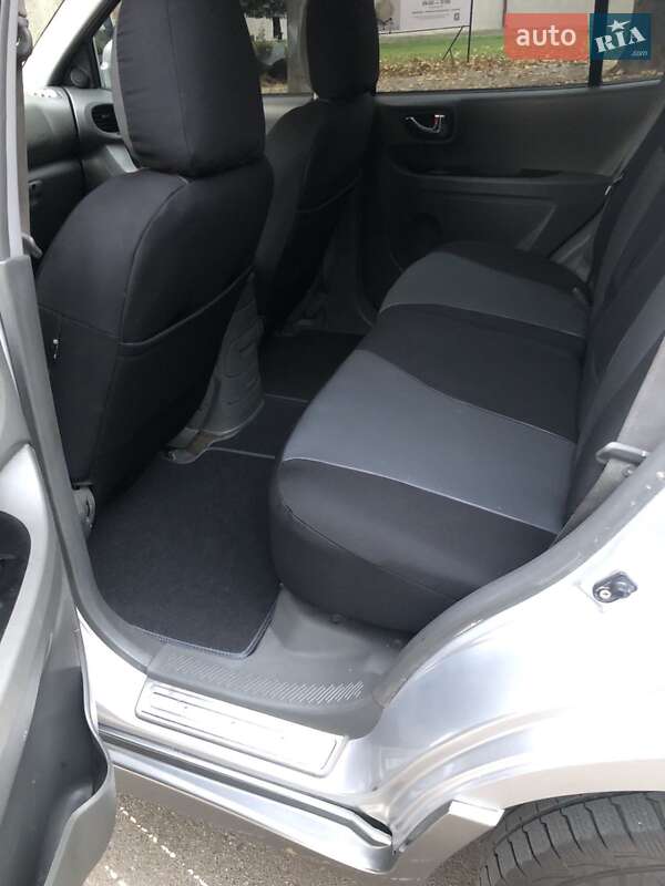 Внедорожник / Кроссовер Hyundai Santa FE 2005 в Николаеве
