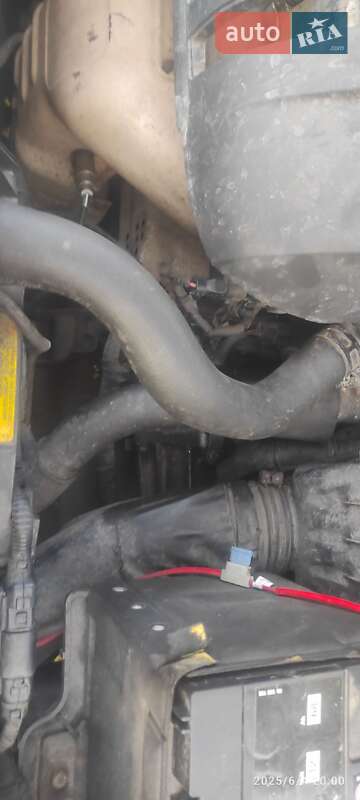 Внедорожник / Кроссовер Hyundai Santa FE 2005 в Киеве фото 18 Внедорожник / Кроссовер Hyundai Santa FE 2005 в Киеве