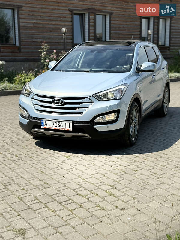 Внедорожник / Кроссовер Hyundai Santa FE 2012 в Ивано-Франковске фото 2 Внедорожник / Кроссовер Hyundai Santa FE 2012 в Ивано-Франковске