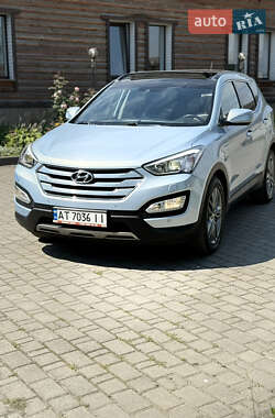 Внедорожник / Кроссовер Hyundai Santa FE 2012 в 