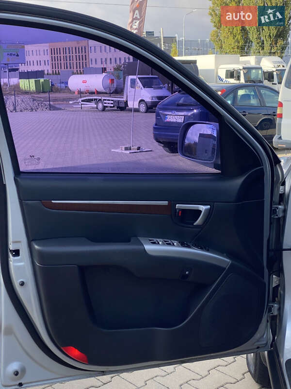 Внедорожник / Кроссовер Hyundai Santa FE 2008 в Киеве