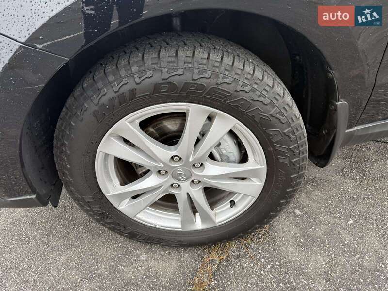 Внедорожник / Кроссовер Hyundai Santa FE 2012 в Виннице