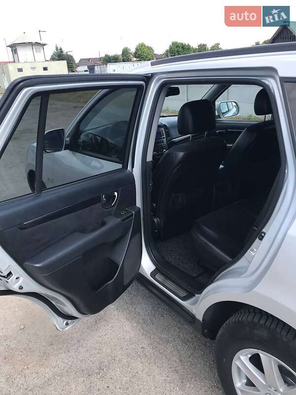 Позашляховик / Кросовер Hyundai Santa FE 2009 в Вінниці