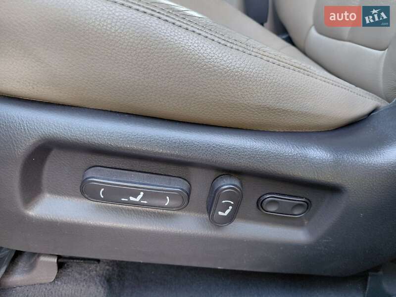 Внедорожник / Кроссовер Hyundai Santa FE 2011 в Жмеринке фото 8 Внедорожник / Кроссовер Hyundai Santa FE 2011 в Жмеринке