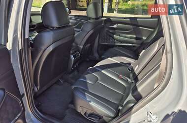 Внедорожник / Кроссовер Hyundai Santa FE 2023 в 