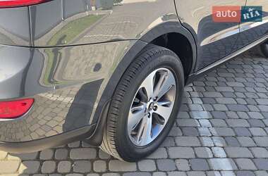 Внедорожник / Кроссовер Hyundai Santa FE 2012 в 