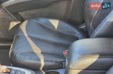 Внедорожник / Кроссовер Hyundai Santa FE 2012 в 