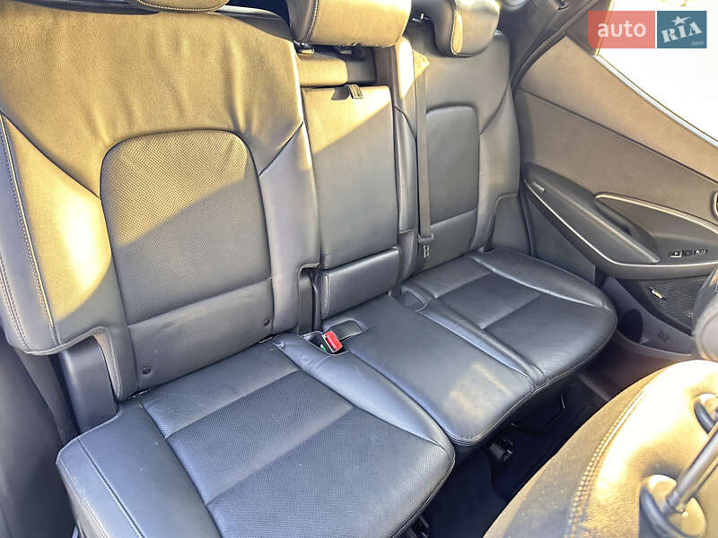 Внедорожник / Кроссовер Hyundai Santa FE 2016 в Тернополе фото 38 Внедорожник / Кроссовер Hyundai Santa FE 2016 в Тернополе