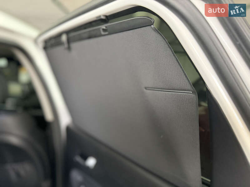 Внедорожник / Кроссовер Hyundai Santa FE 2018 в Киеве