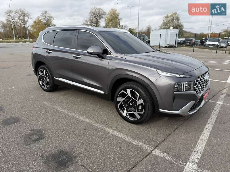 Внедорожник / Кроссовер Hyundai Santa FE 2021 в Киеве