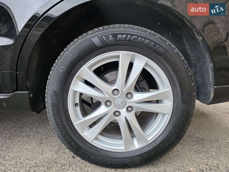 Внедорожник / Кроссовер Hyundai Santa FE 2011 в Луцке