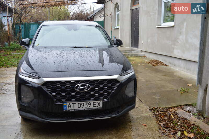 Внедорожник / Кроссовер Hyundai Santa FE 2019 в Долине фото Внедорожник / Кроссовер Hyundai Santa FE 2019 в Долине