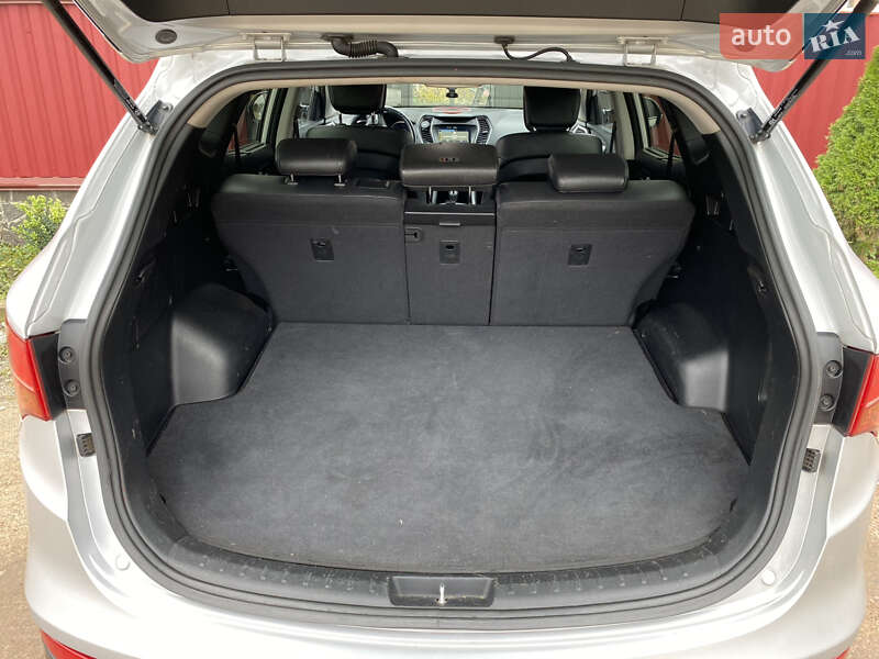 Позашляховик / Кросовер Hyundai Santa FE 2015 в Андрушівці