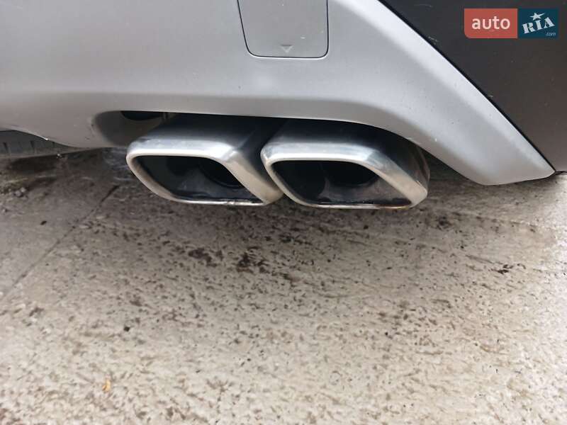 Позашляховик / Кросовер Hyundai Santa FE 2017 в Чорнобаї