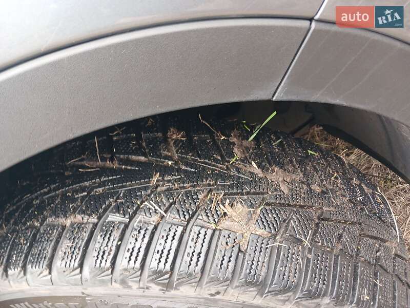 Позашляховик / Кросовер Hyundai Santa FE 2017 в Чорнобаї