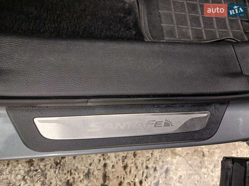 Позашляховик / Кросовер Hyundai Santa FE 2017 в Чорнобаї