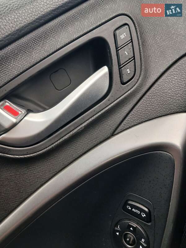 Позашляховик / Кросовер Hyundai Santa FE 2017 в Чорнобаї