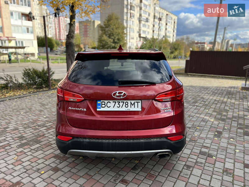 Внедорожник / Кроссовер Hyundai Santa FE 2012 в Ровно