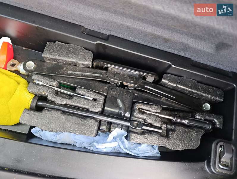 Внедорожник / Кроссовер Hyundai Santa FE 2012 в Ровно фото 5 Внедорожник / Кроссовер Hyundai Santa FE 2012 в Ровно