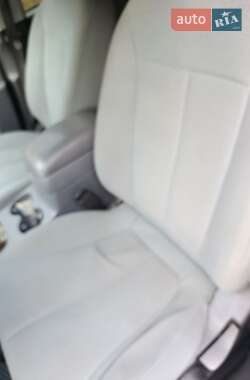 Внедорожник / Кроссовер Hyundai Santa FE 2012 в 