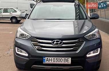 Внедорожник / Кроссовер Hyundai Santa FE 2015 в 
