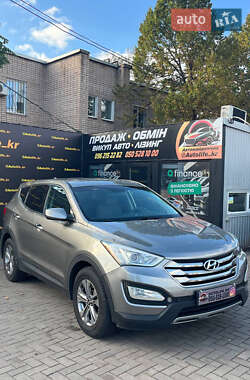 Внедорожник / Кроссовер Hyundai Santa FE 2015 в Кривом Роге