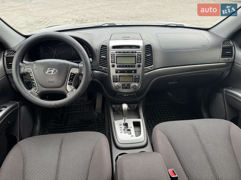 Внедорожник / Кроссовер Hyundai Santa FE 2010 в Черкассах фото 9 Внедорожник / Кроссовер Hyundai Santa FE 2010 в Черкассах