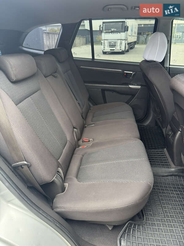 Внедорожник / Кроссовер Hyundai Santa FE 2010 в Черкассах фото 17 Внедорожник / Кроссовер Hyundai Santa FE 2010 в Черкассах