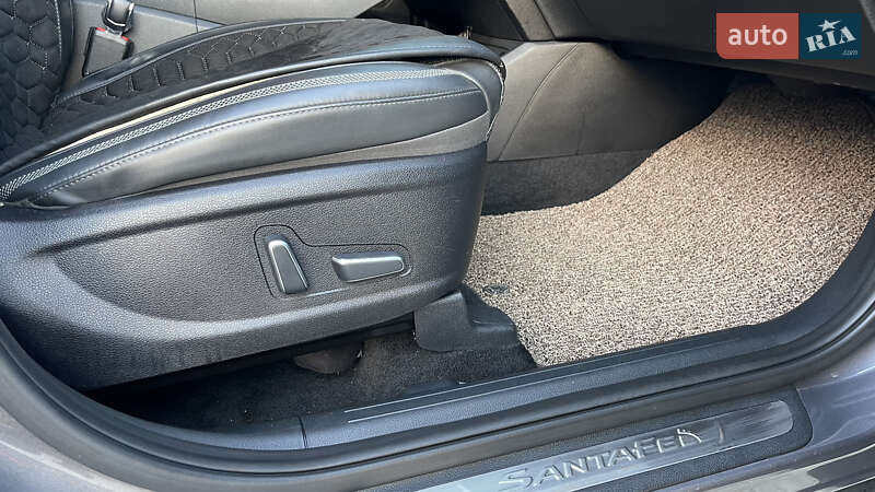 Внедорожник / Кроссовер Hyundai Santa FE 2020 в Умани фото 23 Внедорожник / Кроссовер Hyundai Santa FE 2020 в Умани