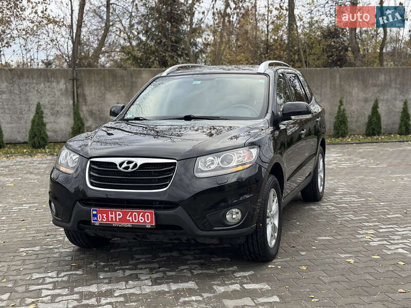 Внедорожник / Кроссовер Hyundai Santa FE 2011 в Ровно