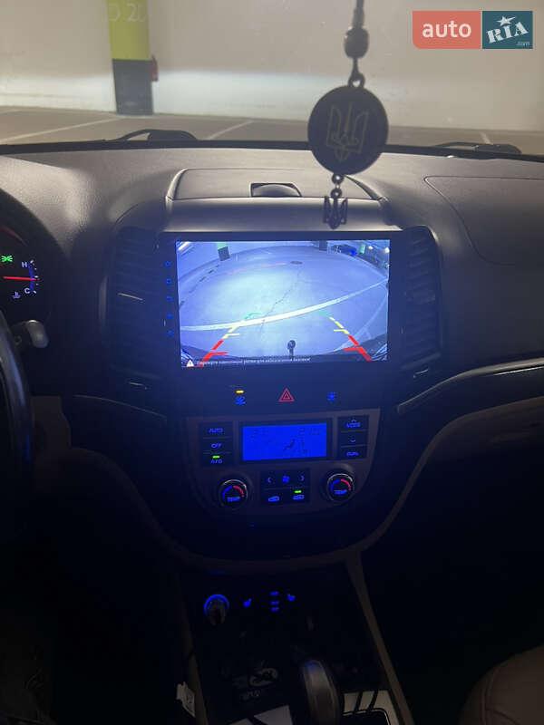 Внедорожник / Кроссовер Hyundai Santa FE 2011 в Понинке фото 17 Внедорожник / Кроссовер Hyundai Santa FE 2011 в Понинке