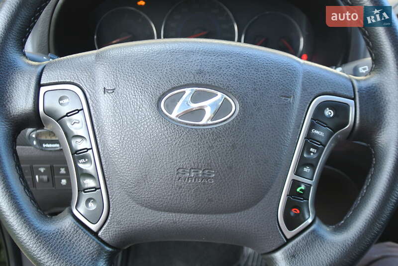 Внедорожник / Кроссовер Hyundai Santa FE 2012 в Черновцах фото 36 Внедорожник / Кроссовер Hyundai Santa FE 2012 в Черновцах