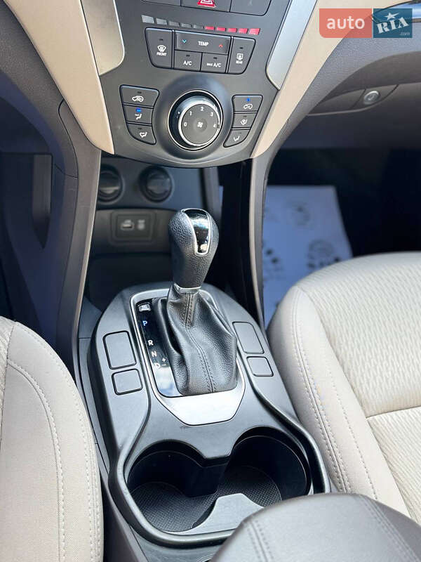 Позашляховик / Кросовер Hyundai Santa FE 2017 в Тернополі