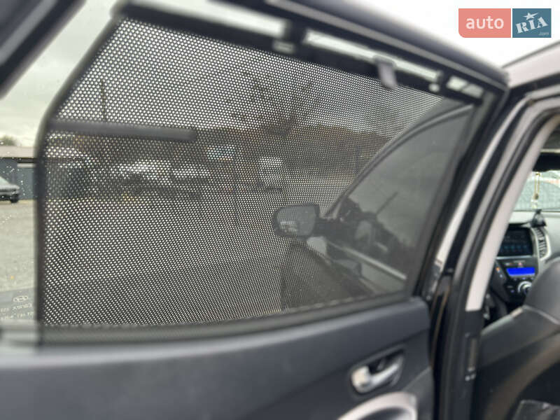 Внедорожник / Кроссовер Hyundai Santa FE 2015 в Львове фото 20 Внедорожник / Кроссовер Hyundai Santa FE 2015 в Львове