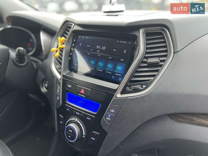 Внедорожник / Кроссовер Hyundai Santa FE 2015 в Львове фото 27 Внедорожник / Кроссовер Hyundai Santa FE 2015 в Львове