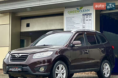 Внедорожник / Кроссовер Hyundai Santa FE 2010 в Николаеве
