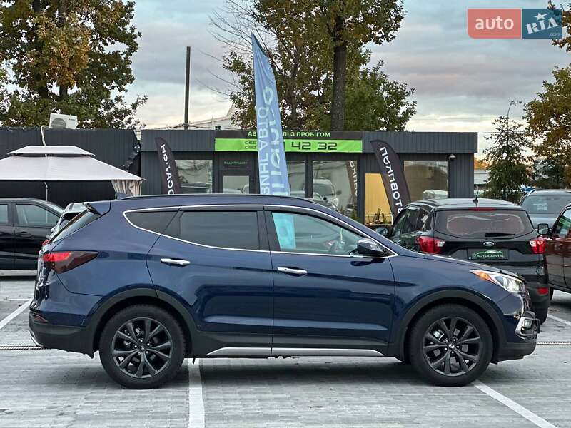 Позашляховик / Кросовер Hyundai Santa FE 2016 в Києві