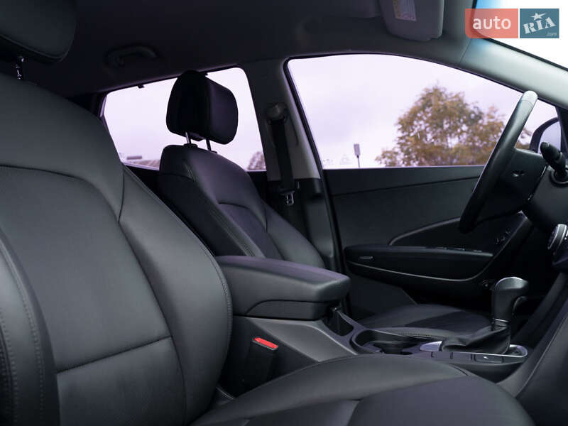 Внедорожник / Кроссовер Hyundai Santa FE 2016 в Одессе фото 40 Внедорожник / Кроссовер Hyundai Santa FE 2016 в Одессе