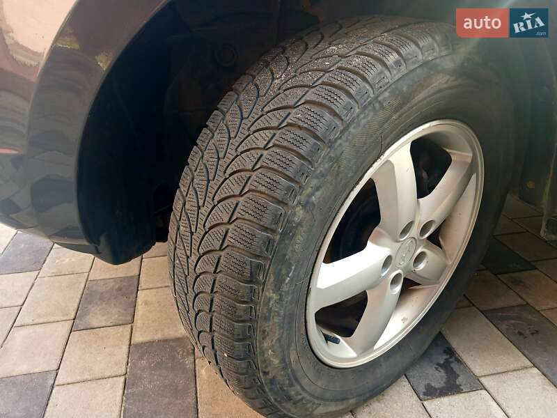 Внедорожник / Кроссовер Hyundai Santa FE 2006 в Калуше фото 10 Внедорожник / Кроссовер Hyundai Santa FE 2006 в Калуше