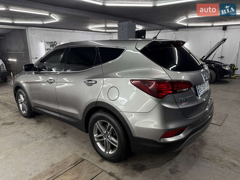 Позашляховик / Кросовер Hyundai Santa FE 2018 в Кременці