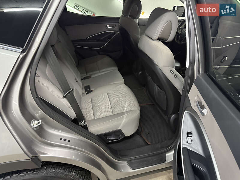 Позашляховик / Кросовер Hyundai Santa FE 2018 в Кременці