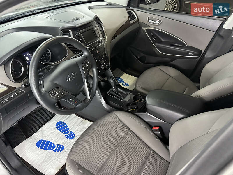 Позашляховик / Кросовер Hyundai Santa FE 2018 в Кременці