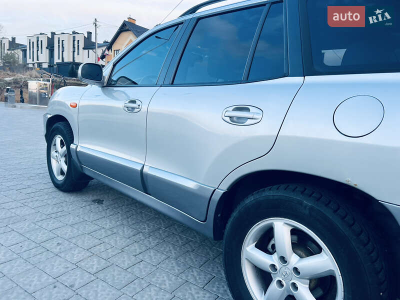 Внедорожник / Кроссовер Hyundai Santa FE 2005 в Львове